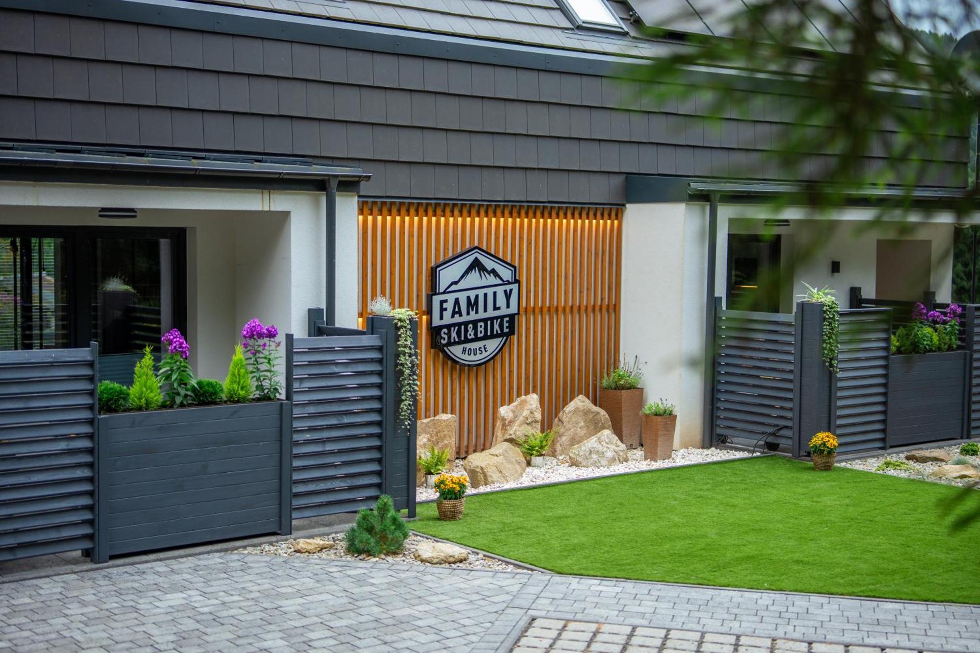 Family Ski&bike House